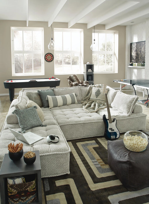 Bales Accent Chair - Levi's Discount Furniture (Vineland, NJ)