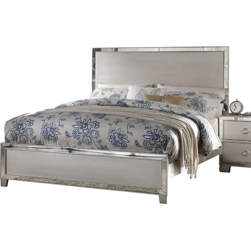 Acme Voeville King Panel Bed in Platinum 24837EK - Levi's Discount Furniture (Vineland, NJ)