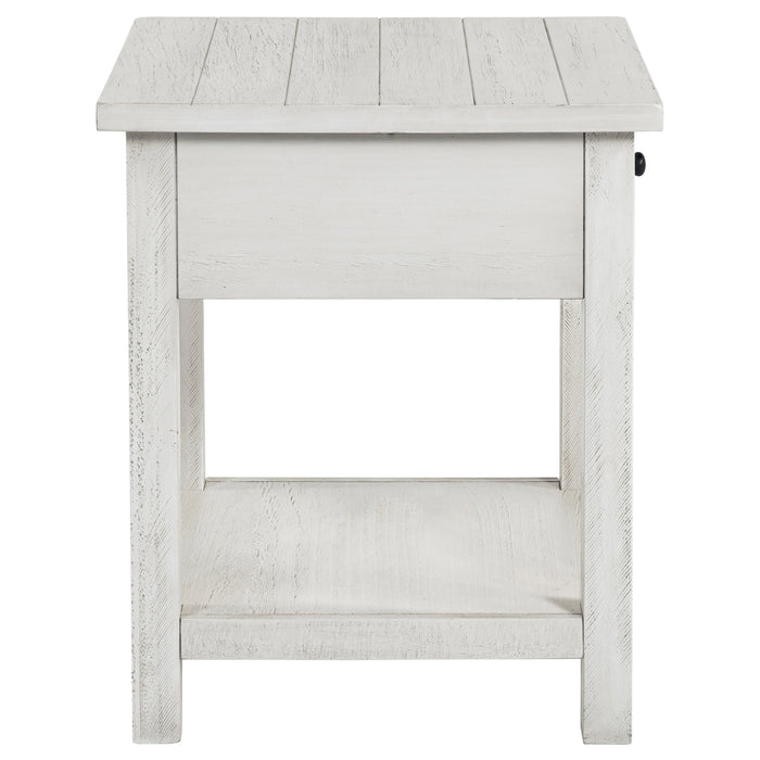 Payne End Table - Levi's Discount Furniture (Vineland, NJ)
