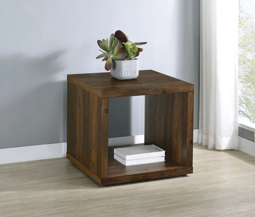 Frisco End Table - Levi's Discount Furniture (Vineland, NJ)