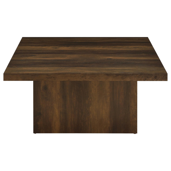 Devar Coffee Table - Levi's Discount Furniture (Vineland, NJ)