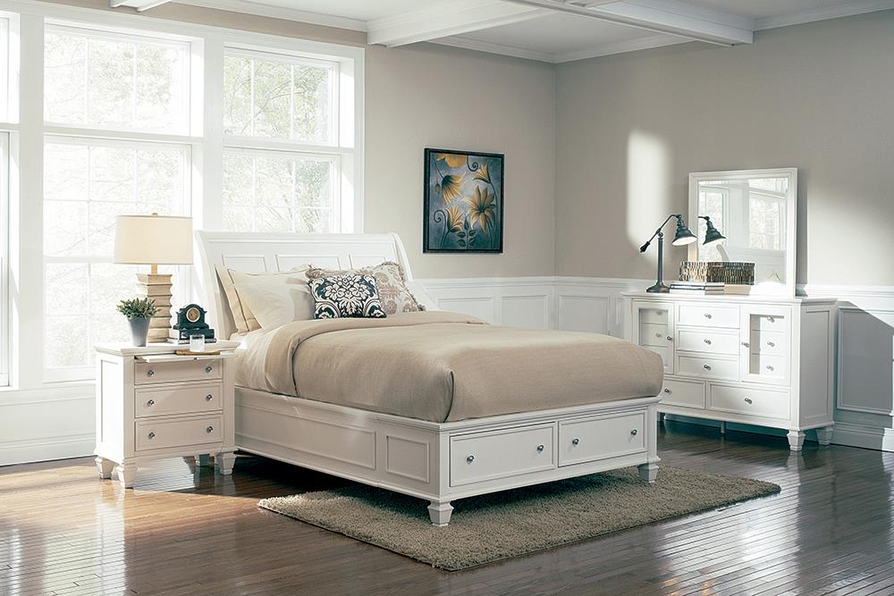 Sandy Beach 4 & 5 Piece Storage Bedroom Set with Sleigh Headboard E.King, Queen, & Cal.King - Levi's Discount Furniture (Vineland, NJ)