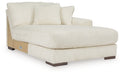 Lindyn Sectional with Chaise - Levi's Discount Furniture (Vineland, NJ)