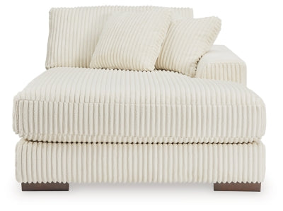 Lindyn Sectional with Chaise - Levi's Discount Furniture (Vineland, NJ)
