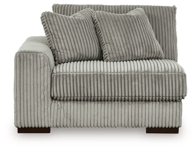 Lindyn Sectional with Chaise - Levi's Discount Furniture (Vineland, NJ)