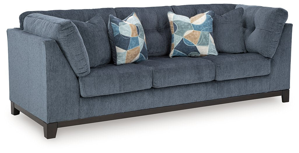 Maxon Place Sectional with Chaise - Levi's Discount Furniture (Vineland, NJ)