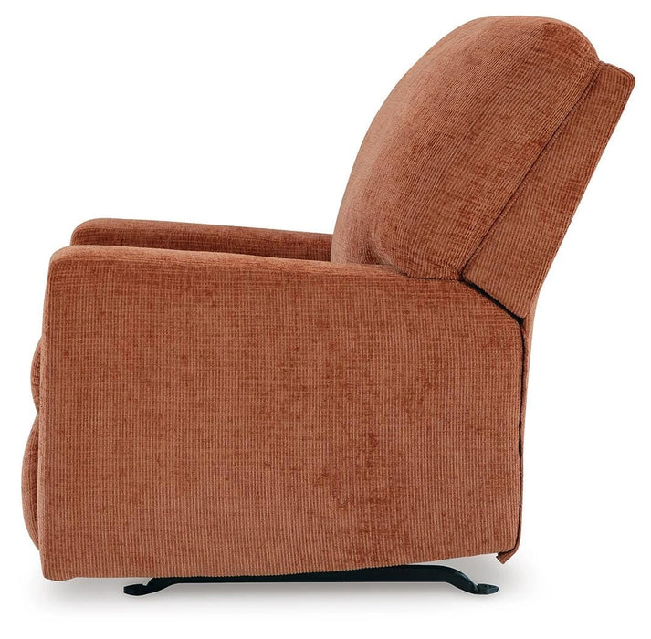 Aviemore Recliner - Levi's Discount Furniture (Vineland, NJ)