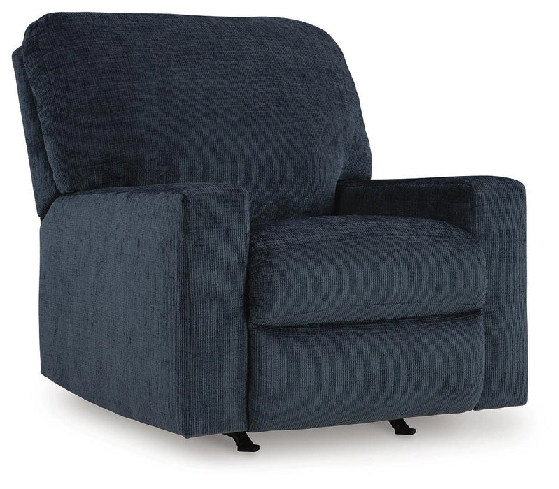 Aviemore Recliner - Levi's Discount Furniture (Vineland, NJ)