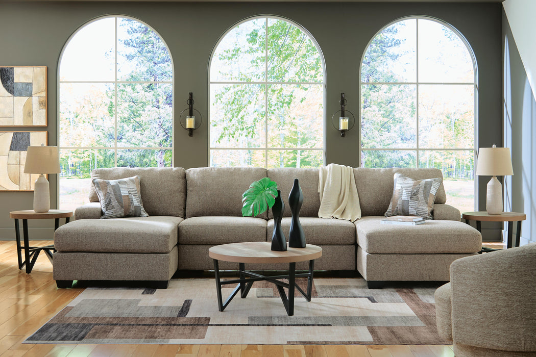Newellen Sectional with Chaise - Levi's Discount Furniture (Vineland, NJ)