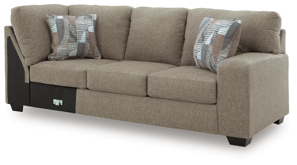 Newellen Sectional with Chaise - Levi's Discount Furniture (Vineland, NJ)