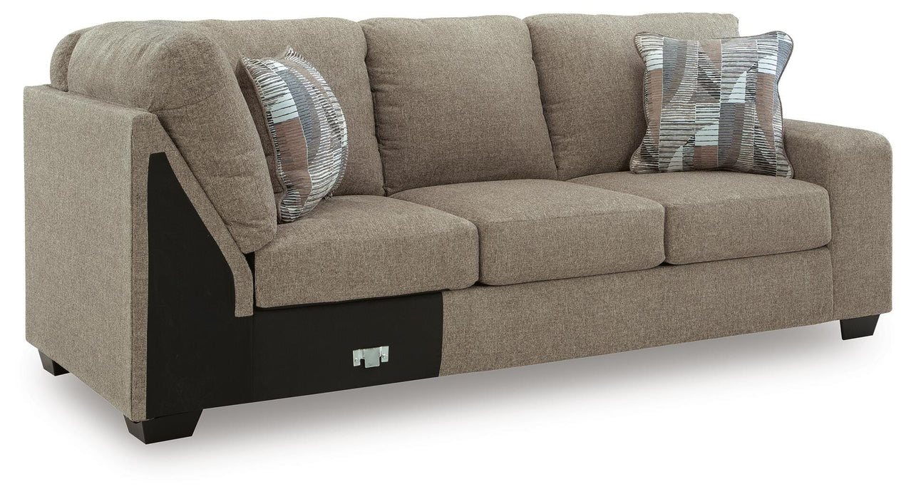 Newellen Sectional with Chaise - Levi's Discount Furniture (Vineland, NJ)