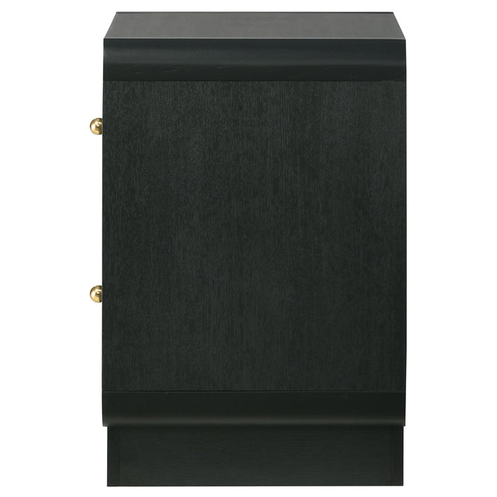 Cavelle Nightstand - Levi's Discount Furniture (Vineland, NJ)
