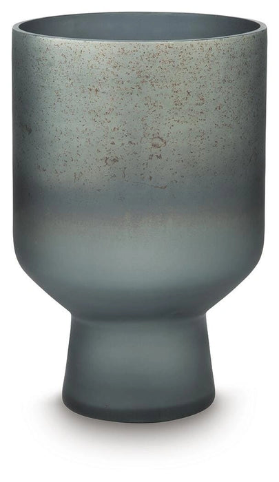 Pennmore Vase - Levi's Discount Furniture (Vineland, NJ)