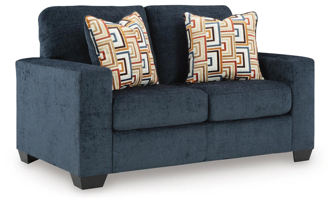Aviemore Loveseat - Levi's Discount Furniture (Vineland, NJ)
