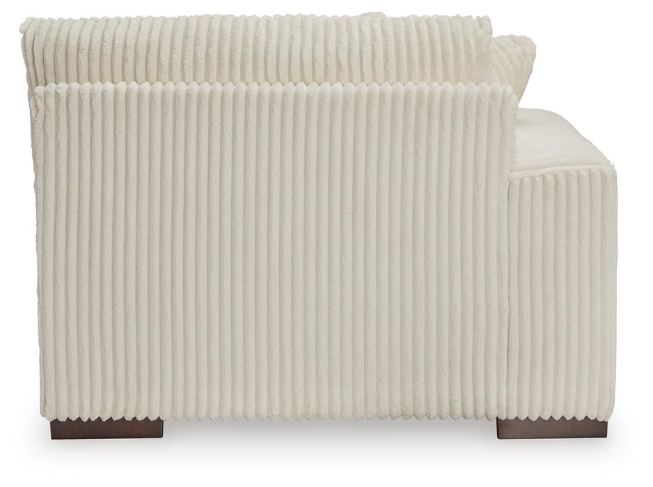 Lindyn Sectional with Chaise