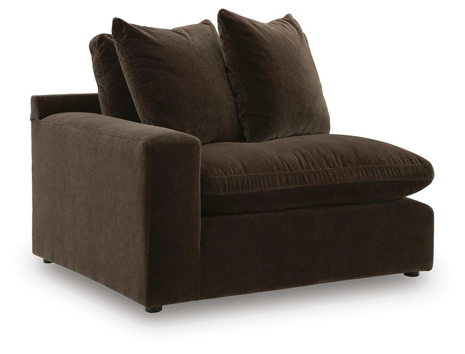Maxton Heights Sectional - Levi's Discount Furniture (Vineland, NJ)