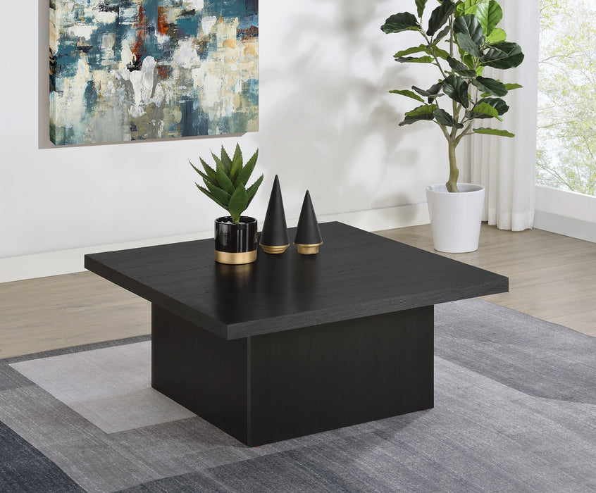 Devar Coffee Table - Levi's Discount Furniture (Vineland, NJ)