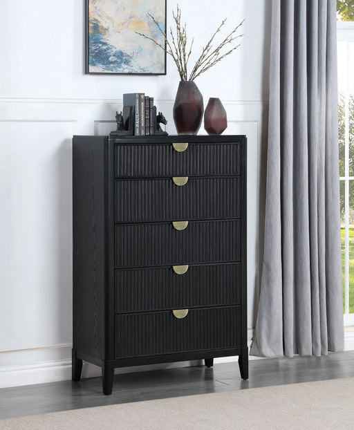 Brookmead Chest of Drawers - Levi's Discount Furniture (Vineland, NJ)