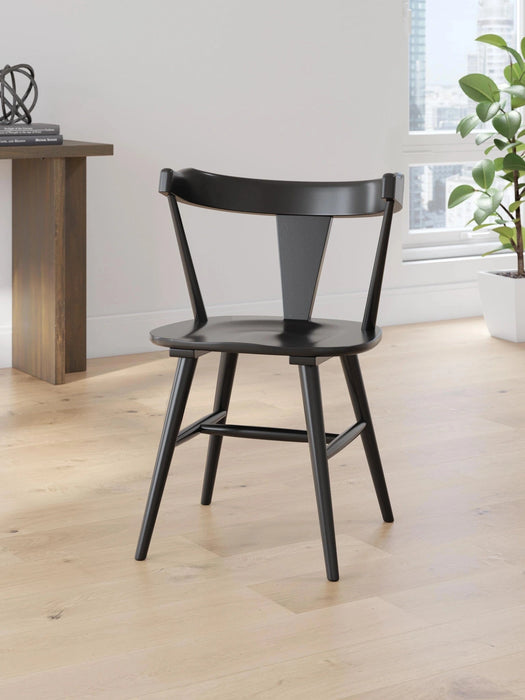Gretlynn Dining Chair - Levi's Discount Furniture (Vineland, NJ)