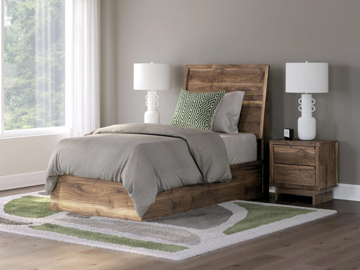 Chirason Bed - Levi's Discount Furniture (Vineland, NJ)