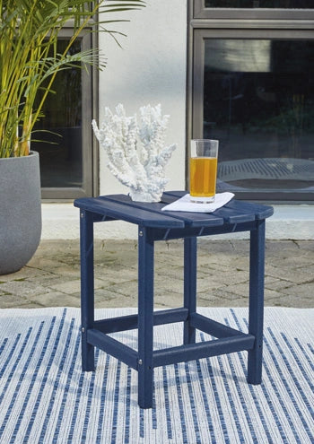 Sundown Treasure End Table - Levi's Discount Furniture (Vineland, NJ)