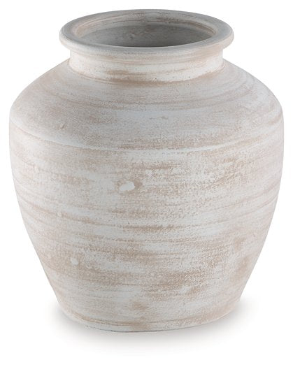 Meadie Vase - Levi's Discount Furniture (Vineland, NJ)