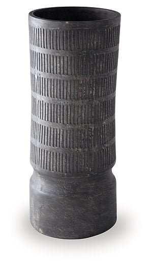 Beninworth Vase - Levi's Discount Furniture (Vineland, NJ)