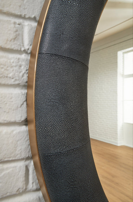 Corinsworth Accent Mirror - Levi's Discount Furniture (Vineland, NJ)