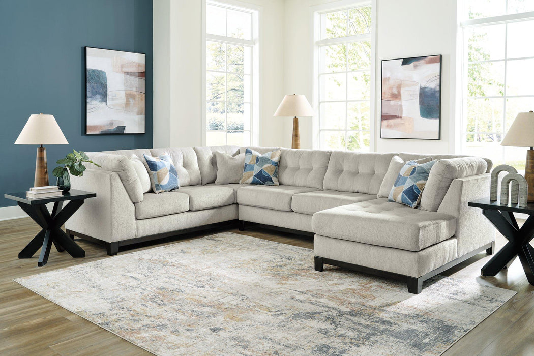Maxon Place Sectional with Chaise - Levi's Discount Furniture (Vineland, NJ)