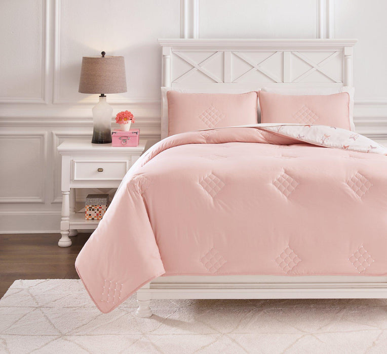 Lexann Comforter Set