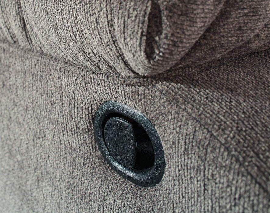 Tulen Recliner - Levi's Discount Furniture (Vineland, NJ)