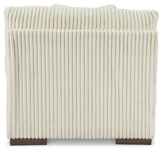 Lindyn Sectional with Double Chaise - Levi's Discount Furniture (Vineland, NJ)