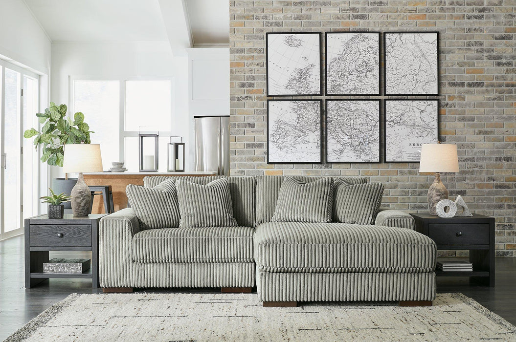 Lindyn Sectional with Chaise - Levi's Discount Furniture (Vineland, NJ)