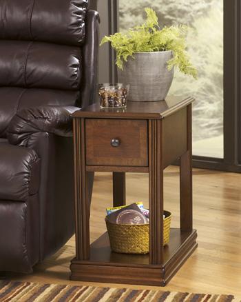 Breegin End Table Set - Levi's Discount Furniture (Vineland, NJ)