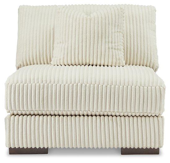 Lindyn Sectional with Double Chaise - Levi's Discount Furniture (Vineland, NJ)