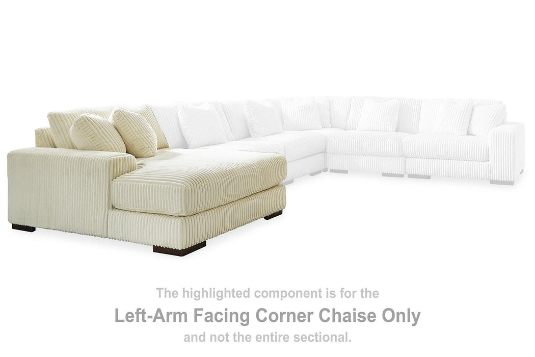Lindyn Sectional with Chaise - Levi's Discount Furniture (Vineland, NJ)