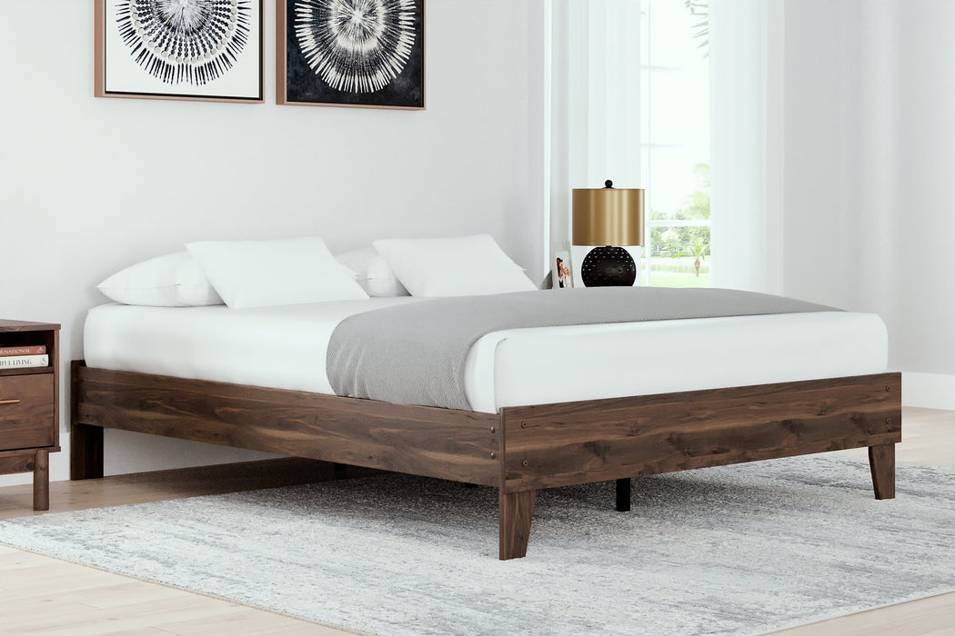 Calverson Bed - Levi's Discount Furniture (Vineland, NJ)