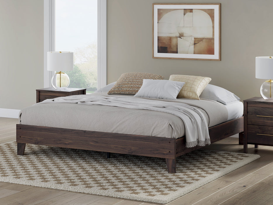 Calverson Bed - Levi's Discount Furniture (Vineland, NJ)