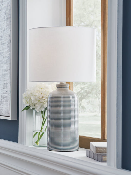 Wimlow Table Lamp - Levi's Discount Furniture (Vineland, NJ)