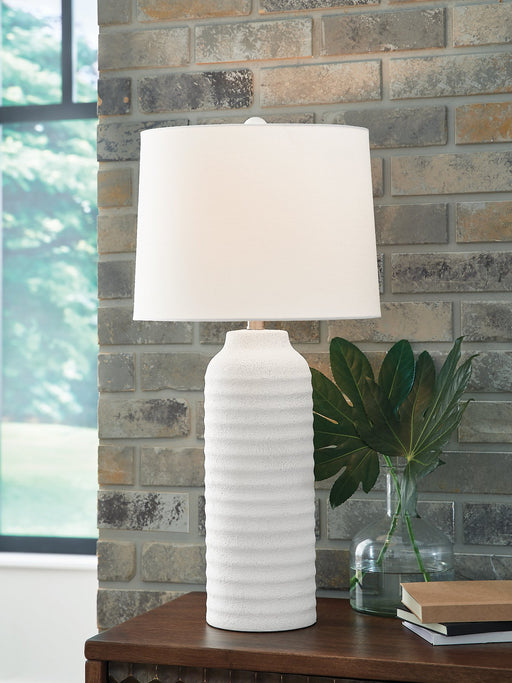 Vauville Table Lamp (Set of 2) - Levi's Discount Furniture (Vineland, NJ)