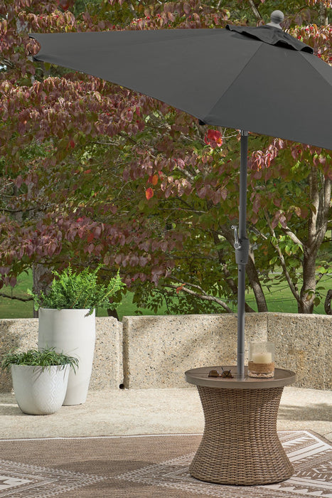 Laguna Heights Outdoor End Table - Levi's Discount Furniture (Vineland, NJ)