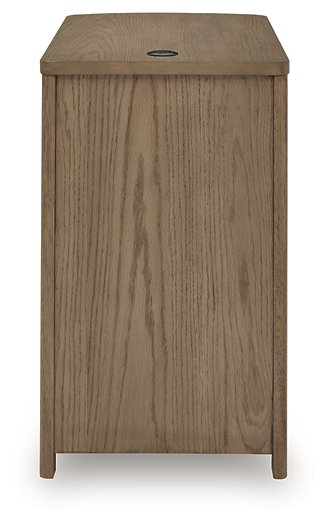 Camdill Chairside End Table - Levi's Discount Furniture (Vineland, NJ)