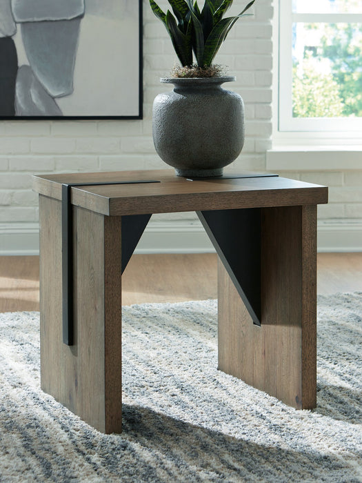 Kandinew End Table - Levi's Discount Furniture (Vineland, NJ)