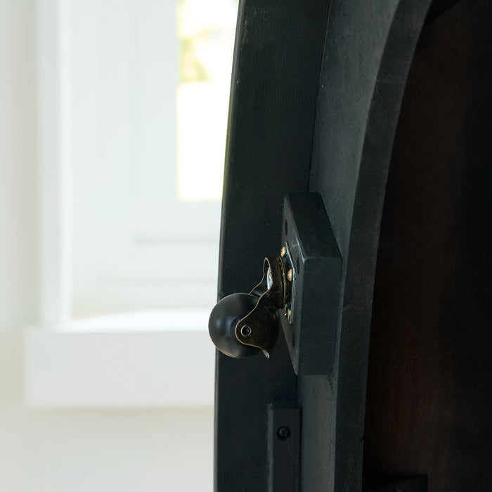 Grayman Coffee Table - Levi's Discount Furniture (Vineland, NJ)