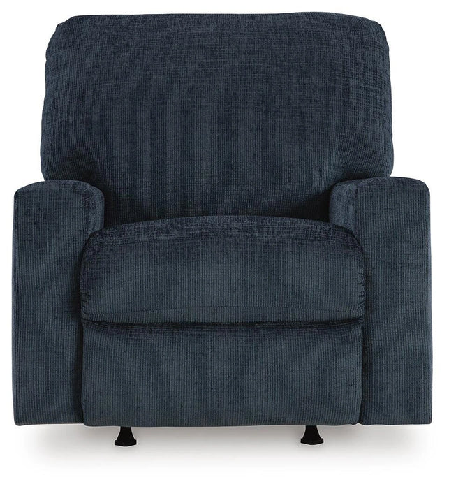Aviemore Recliner - Levi's Discount Furniture (Vineland, NJ)