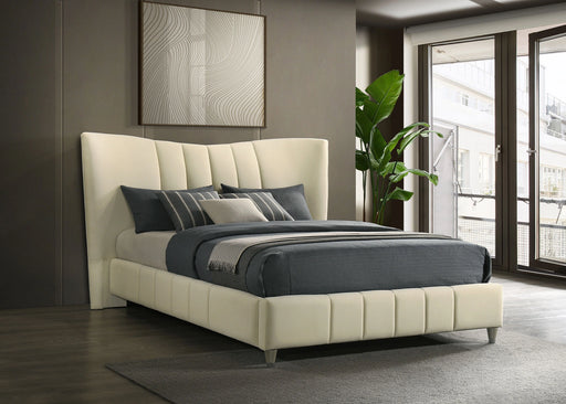 Evelyn Panel Platform Bed - Levi's Discount Furniture (Vineland, NJ)
