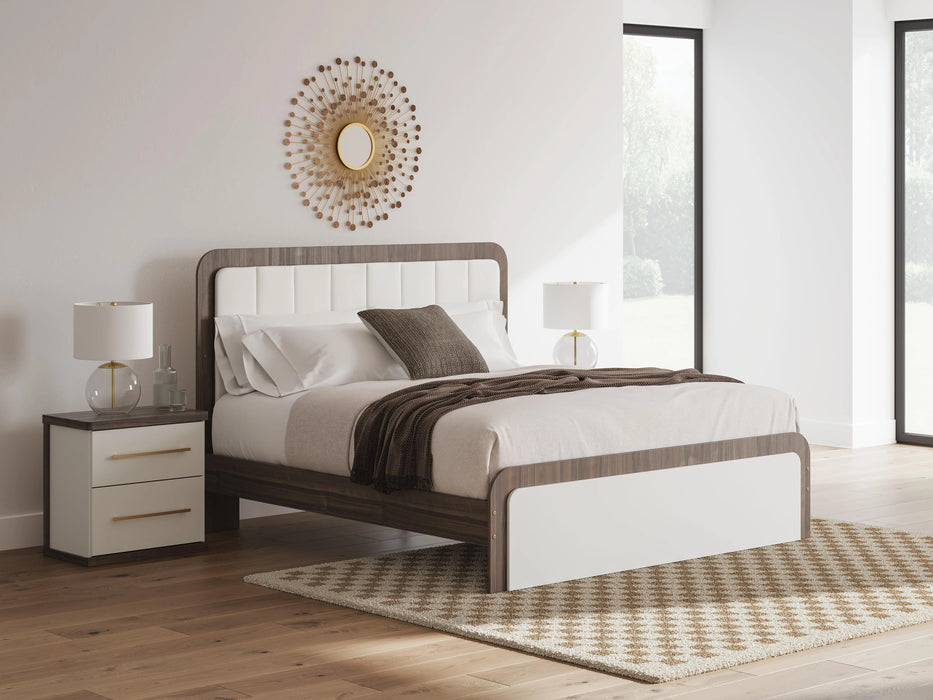 Kendanport Upholstered Bed - Levi's Discount Furniture (Vineland, NJ)