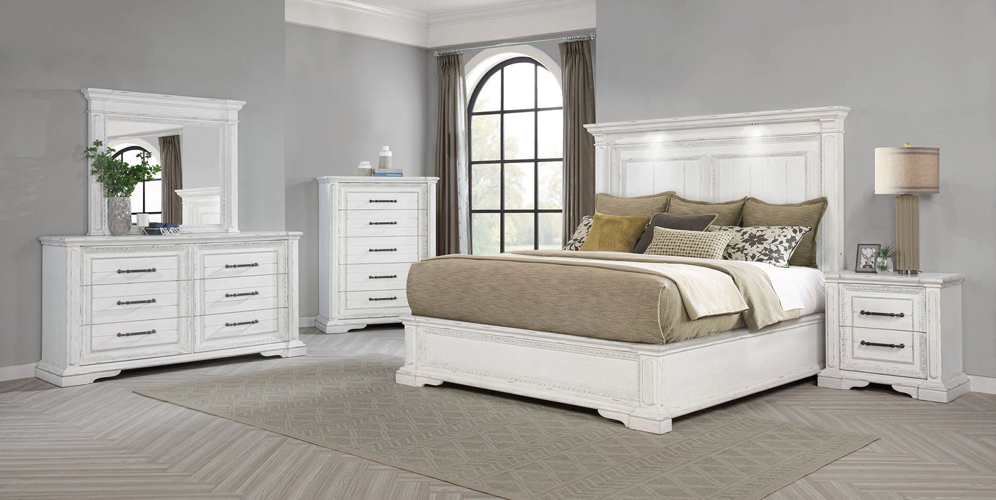McKinney Dresser - Levi's Discount Furniture (Vineland, NJ)