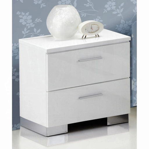 Lorimar Nightstand - Levi's Discount Furniture (Vineland, NJ)
